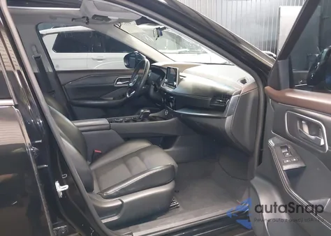 2021 Nissan Rogue Sv Intelligent Awd z USA, uszkodzony, nr VIN 5N1AT3BBXMC725018